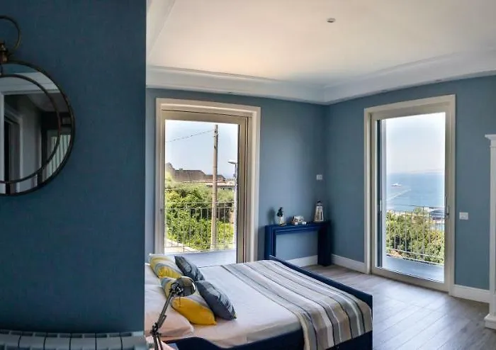 Le Fratte Luxury Home